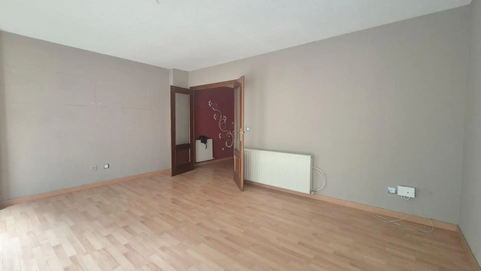 Habitación de Piso en venta en Béjar con Calefacción y Balcón