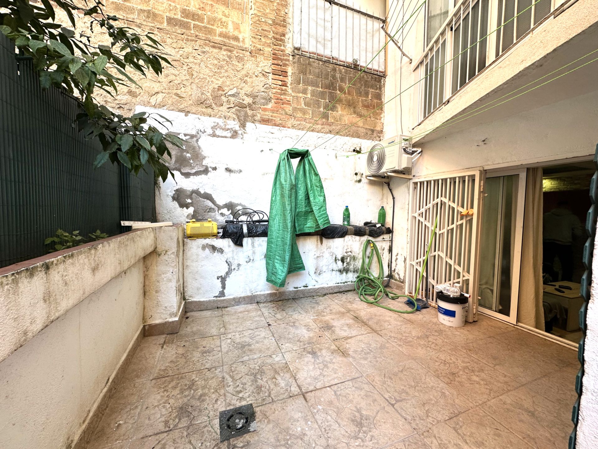Terraza de Piso en venta en Santa Coloma de Gramenet con Aire acondicionado, Calefacción y Terraza
