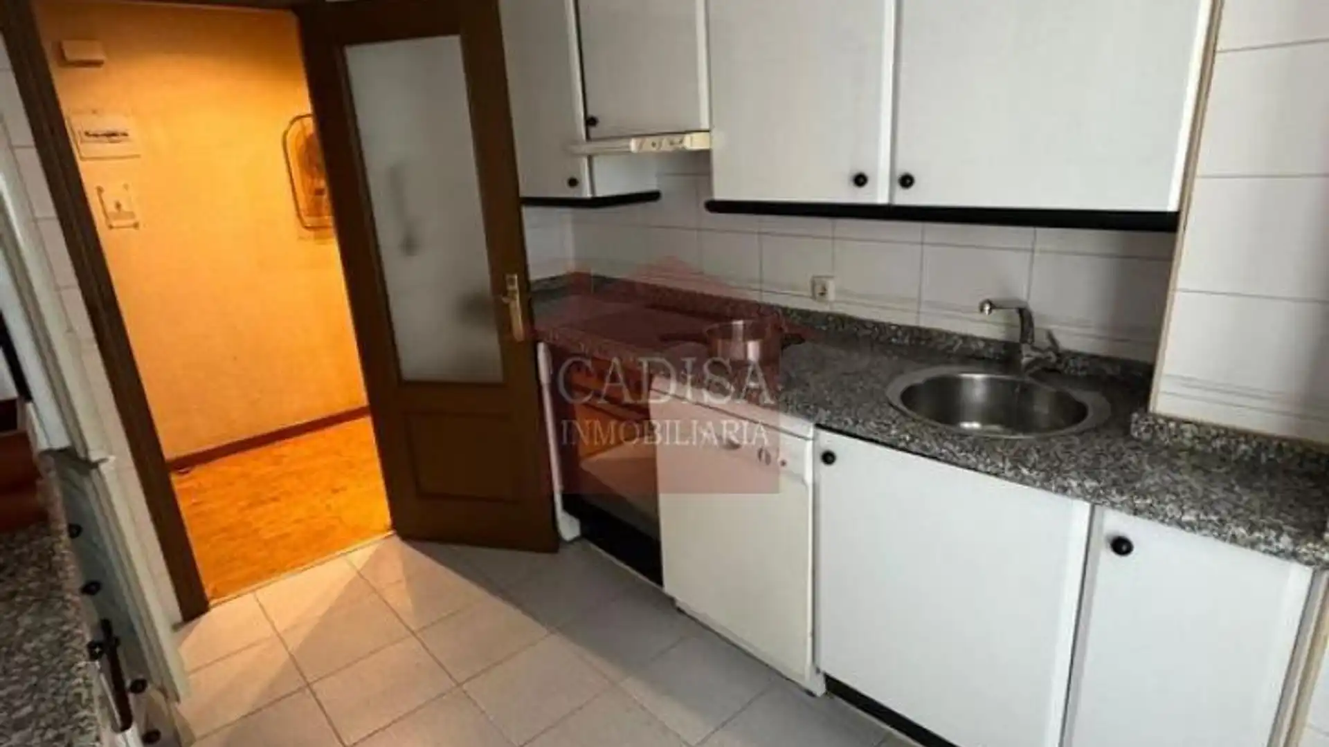Cocina de Piso en venta en Santa Marta de Tormes con Calefacción y Balcón