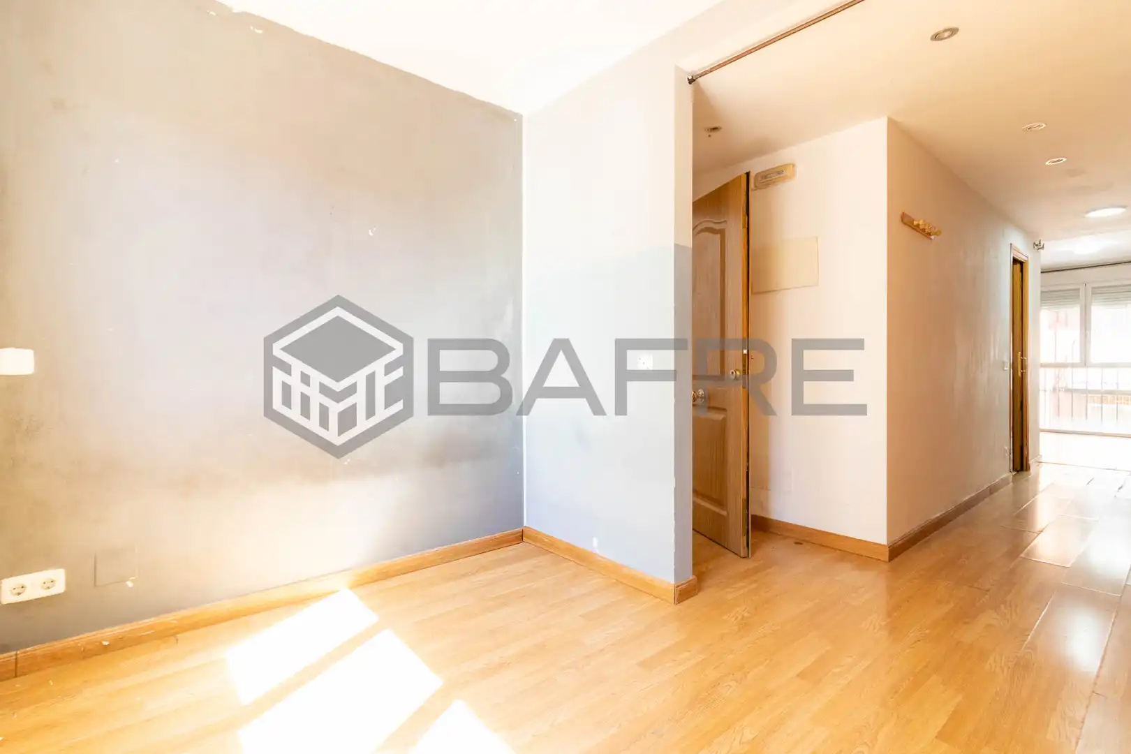 Bedroom of Flat for sale in  Madrid Capital  with Air Conditioner