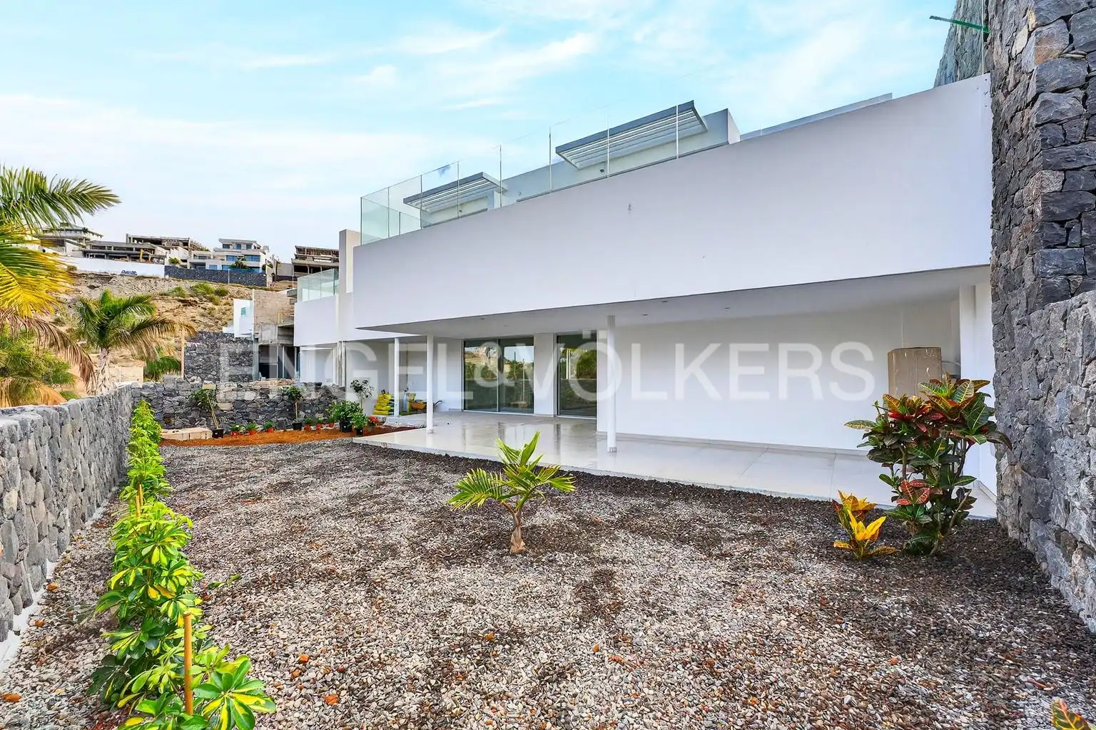 Vista exterior de Casa o chalet en venta en Adeje con Aire acondicionado, Terraza y Piscina