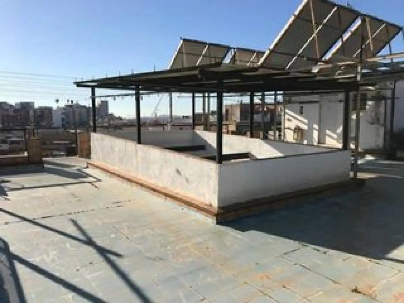 Terraza de Edificio en venta en Santa Coloma de Gramenet
