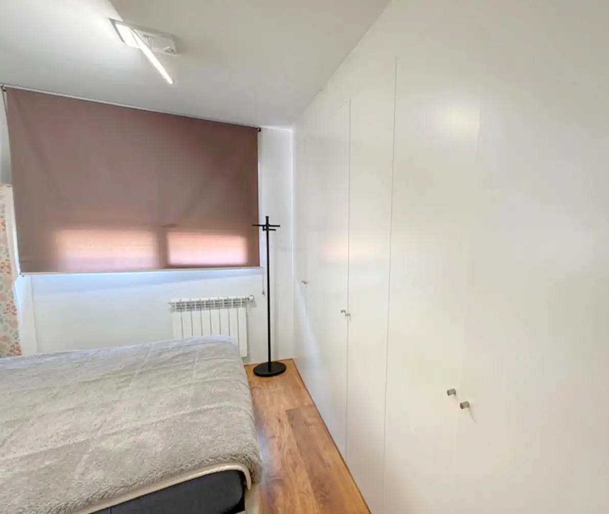 Bedroom of Flat for sale in El Prat de Llobregat  with Air Conditioner, Parquet flooring and Terrace