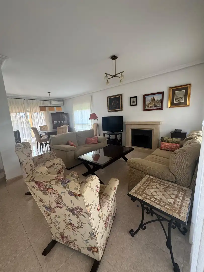 Sala de estar de Casa o chalet de alquiler en Murcia con Aire acondicionado, Calefacción y Jardín privado