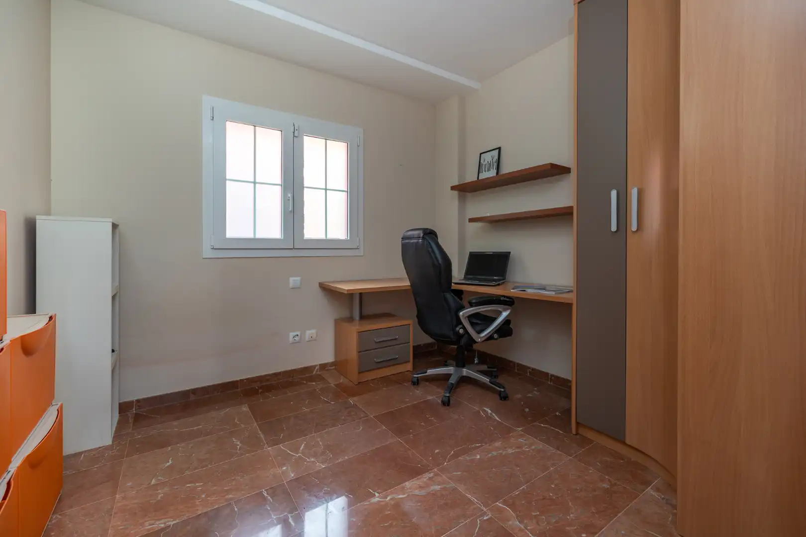 Habitación de Dúplex en venta en Telde con Jardín privado, Terraza y Trastero