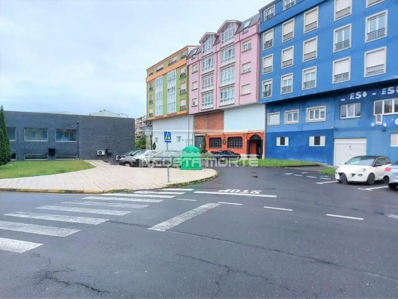 Local commercial à vendre à Cee