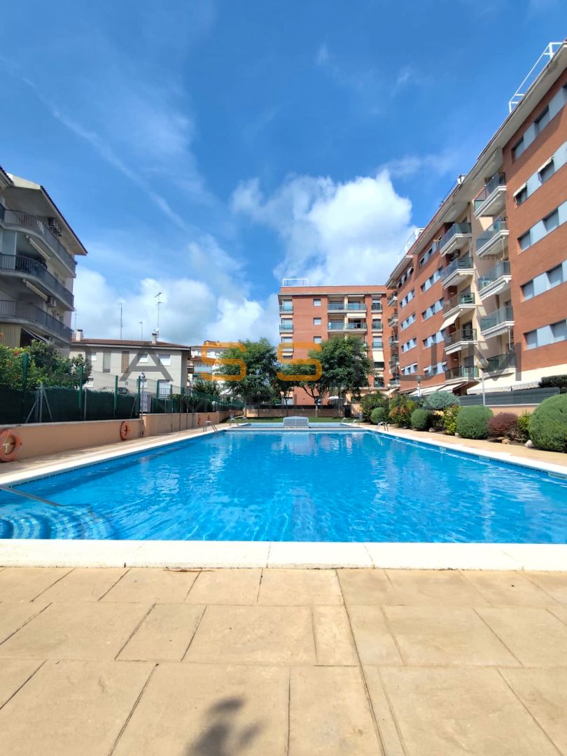 Swimming pool of Flat for sale in Calafell  with Air Conditioner, Heating and Terrace
