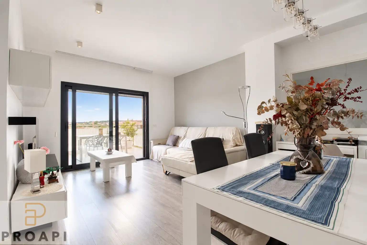 Piso con balcón en venta en Vilablareix, imagen 8