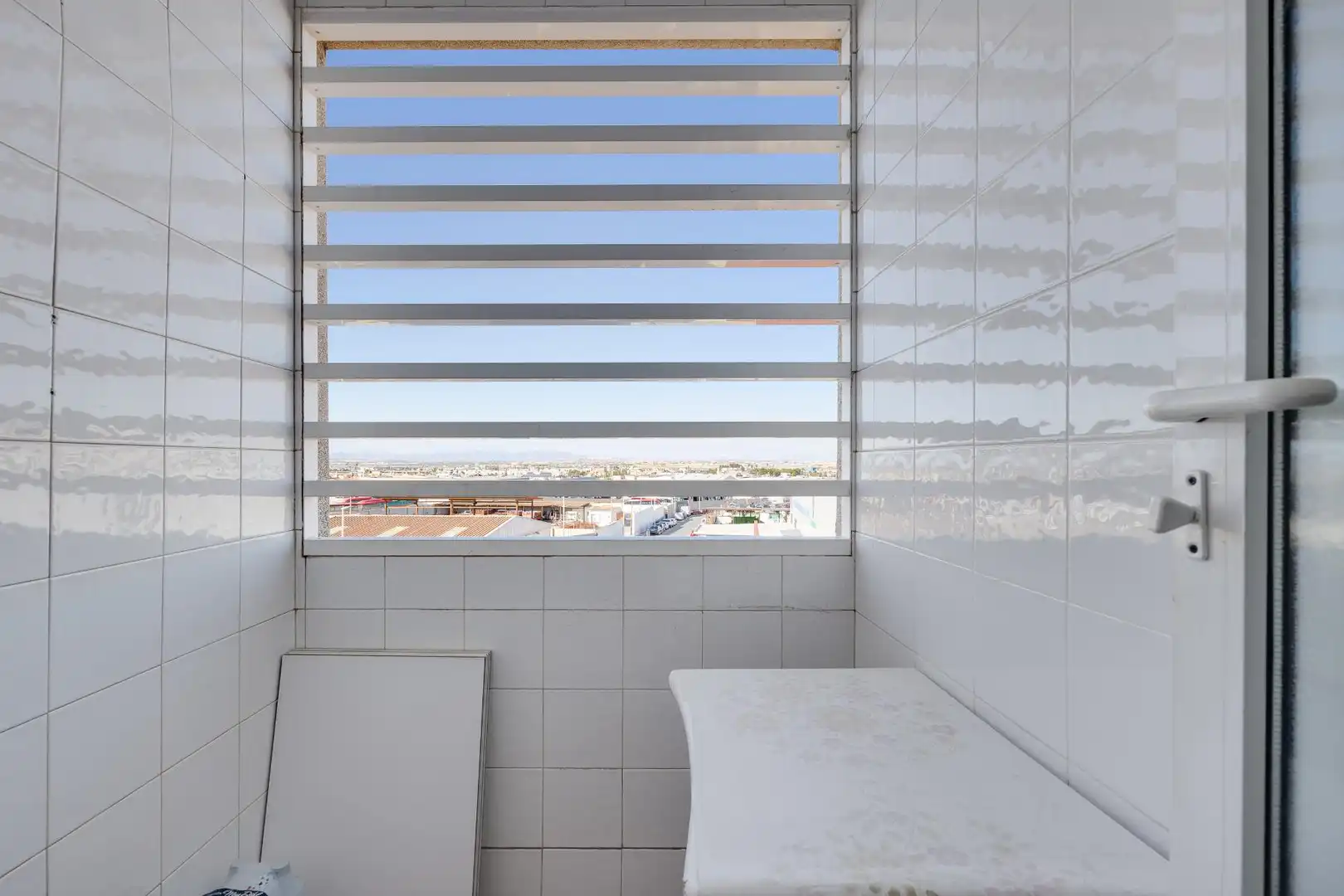 Habitación de Apartamento en venta en Torrevieja con Terraza, Amueblado y Piscina comunitaria