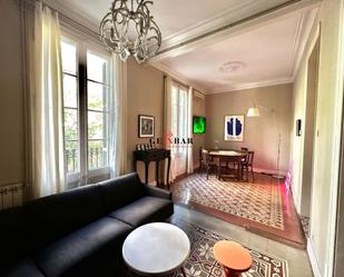 Exterior view of Flat for sale in  Barcelona Capital  with Air Conditioner and Balcony