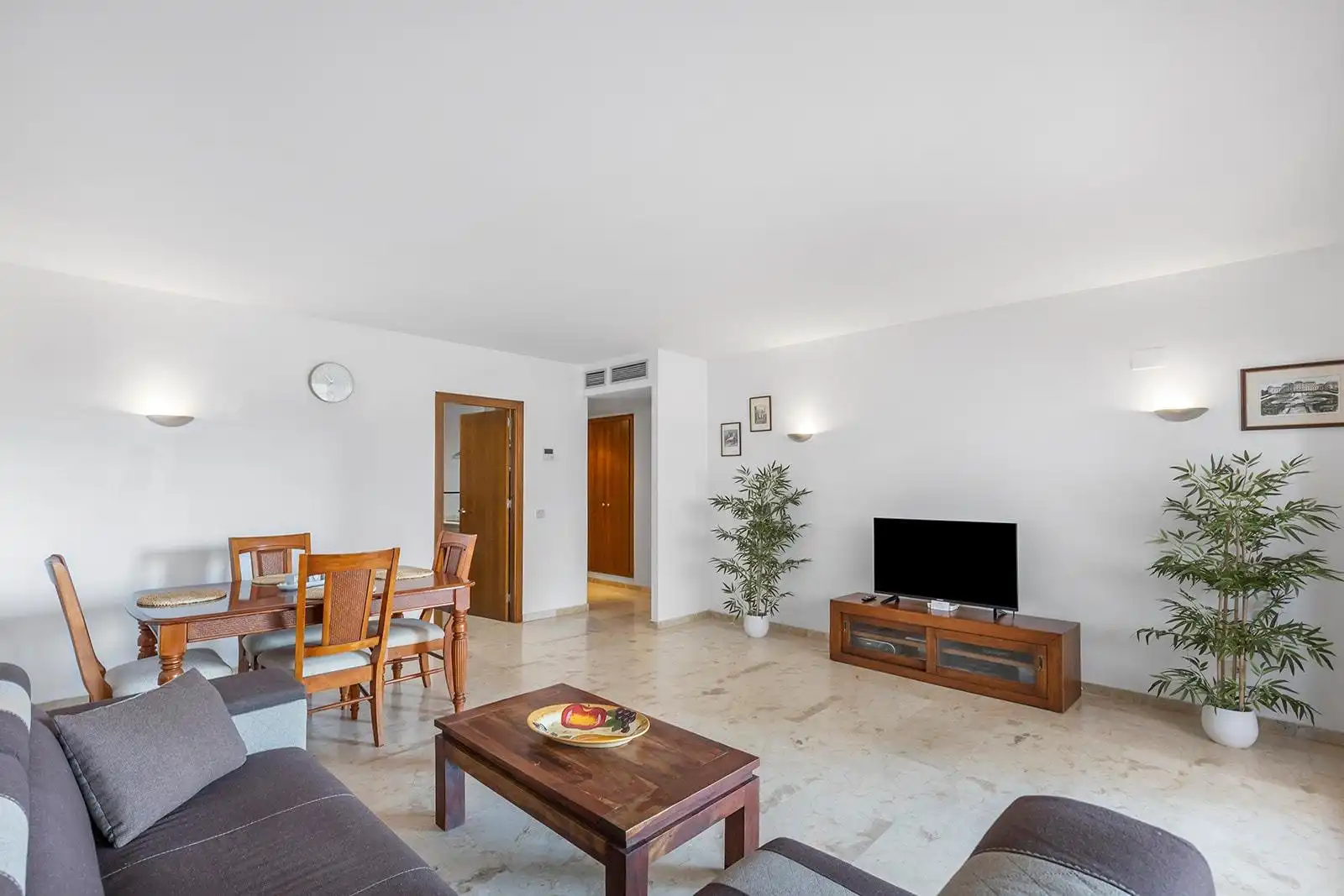 Apartament amb piscina en venda a Avenida de las Olas, imagen 12