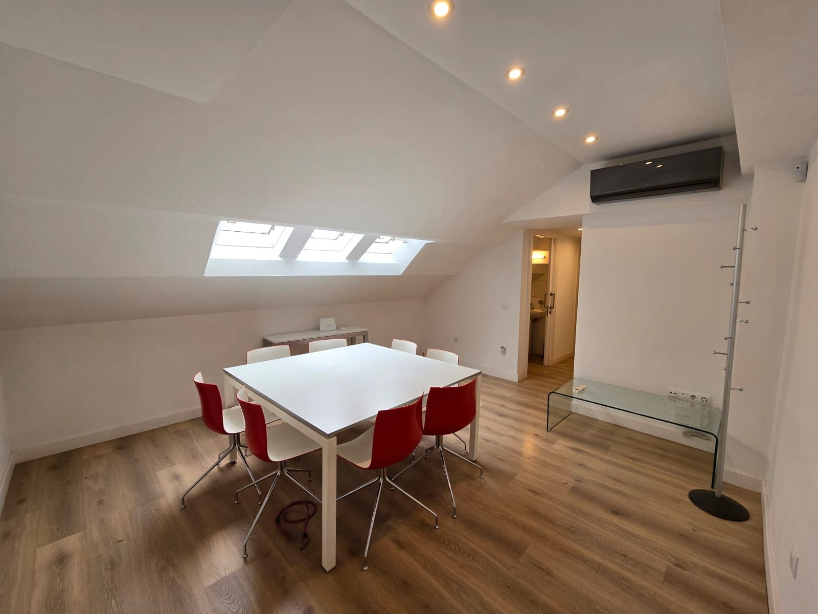 Attic for sale in Carrer de Galileu, Sants , Sants - Montjuïc