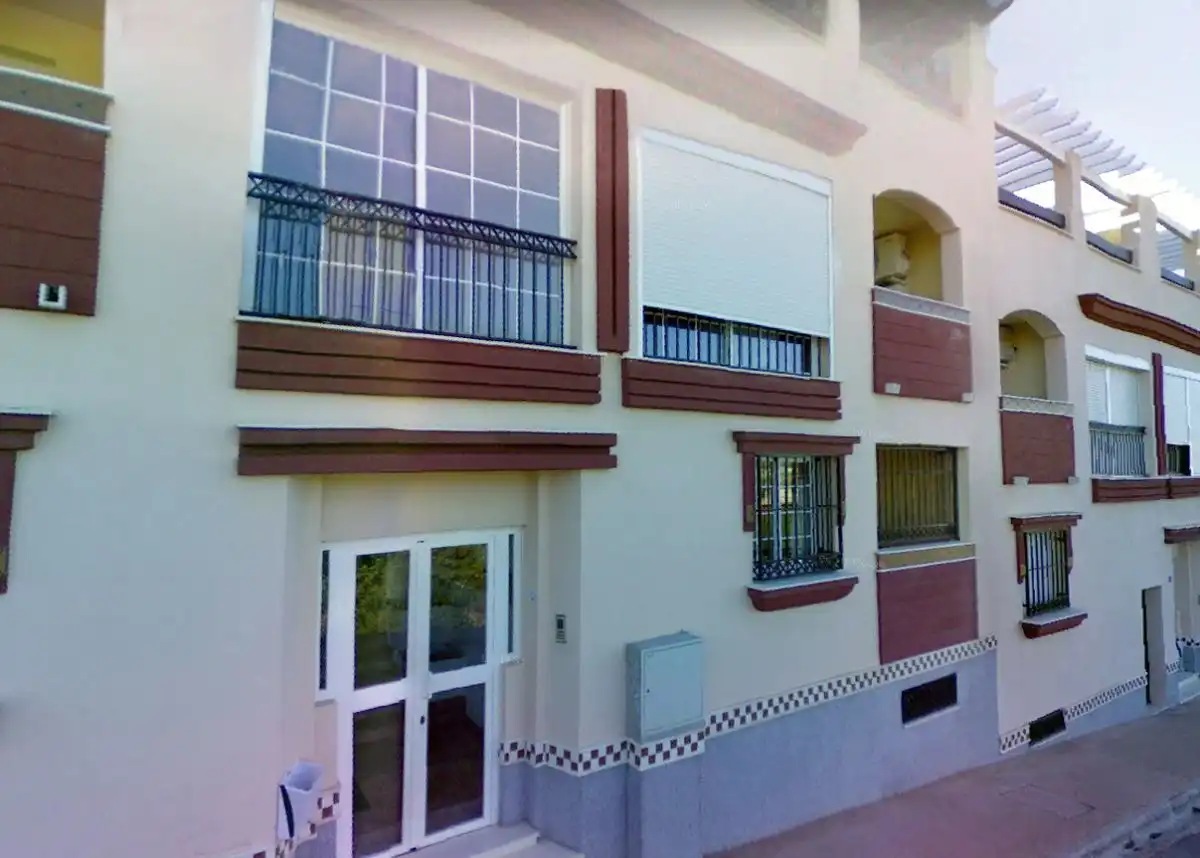 Vista exterior de Garatge en venda en Cártama