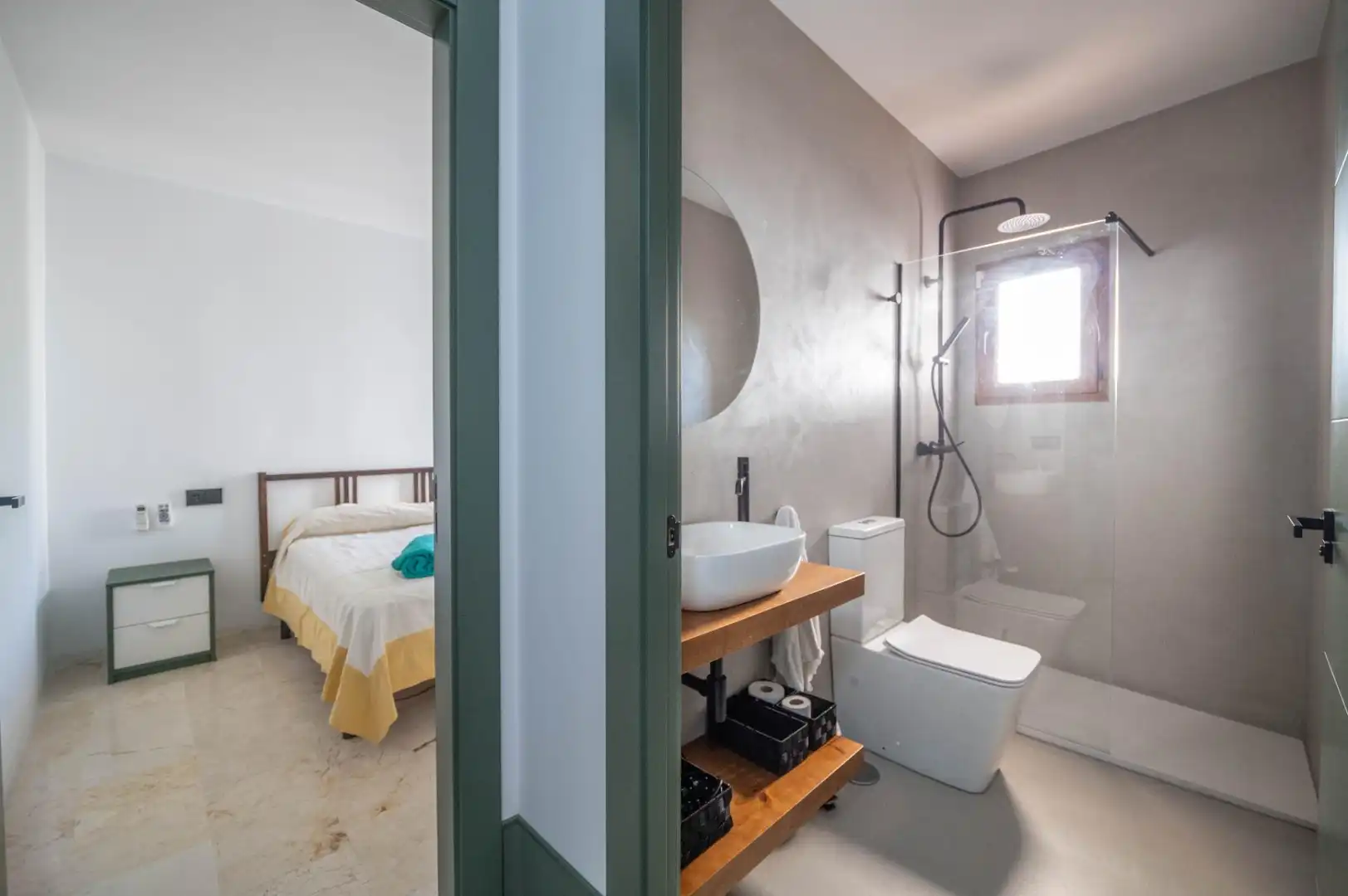 Bany de Apartament en venda en Granada amb Aire condicionat, Calefacció i Terrassa