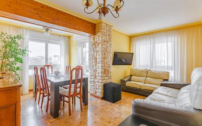 Living room of Flat for sale in Zizur Mayor / Zizur Nagusia  with Heating, Parquet flooring and Furnished