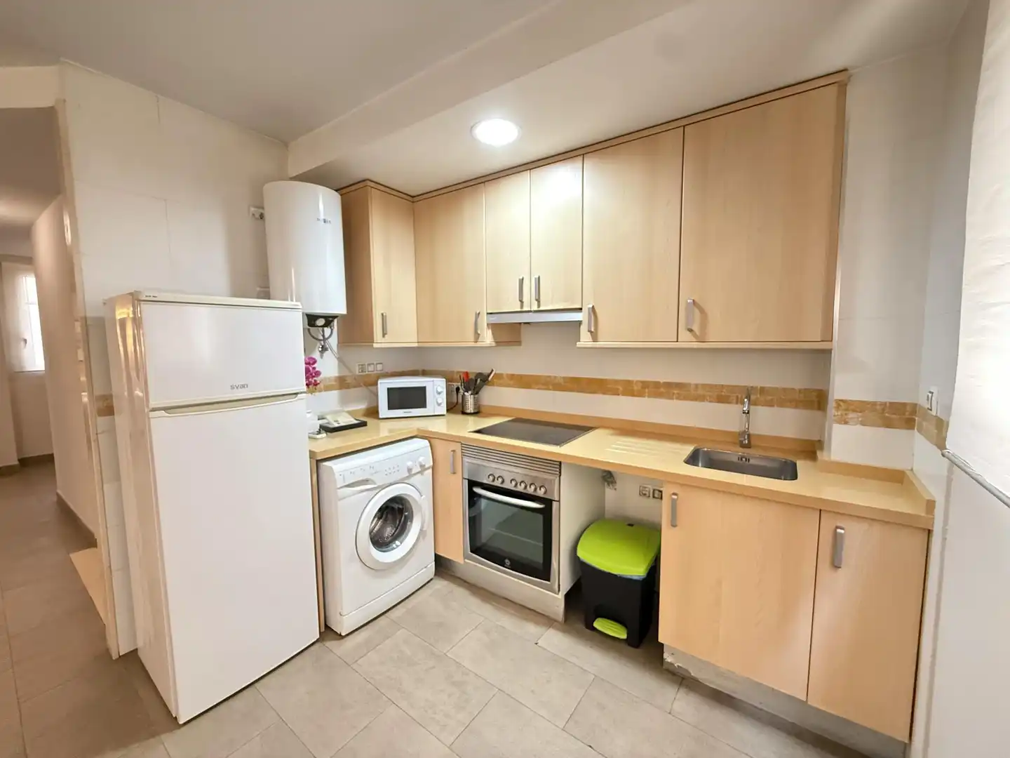 Cocina de Piso de alquiler en Valencia con Aire acondicionado, Calefacción y Amueblado