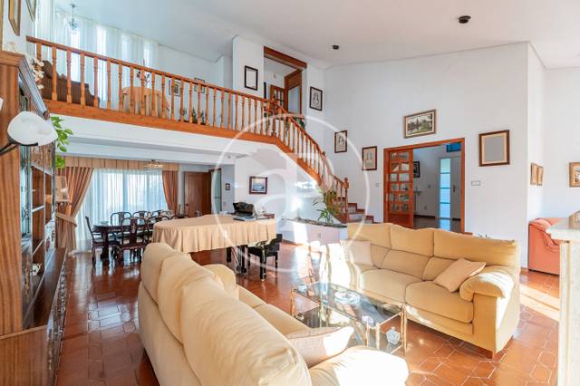 Casa-chalet en Venta en El Olivar de Mirabal