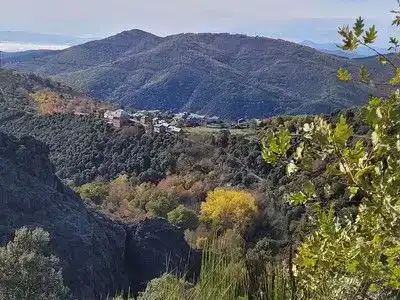Vista exterior de Pis en venda en Páramo del Sil