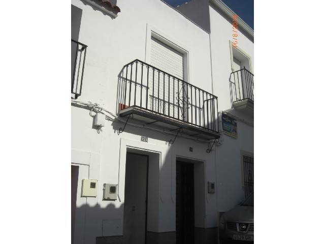 Casa-chalet en Venta en Calera de León