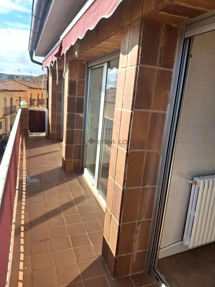 Flat for rent in San Antonio, Alfambra