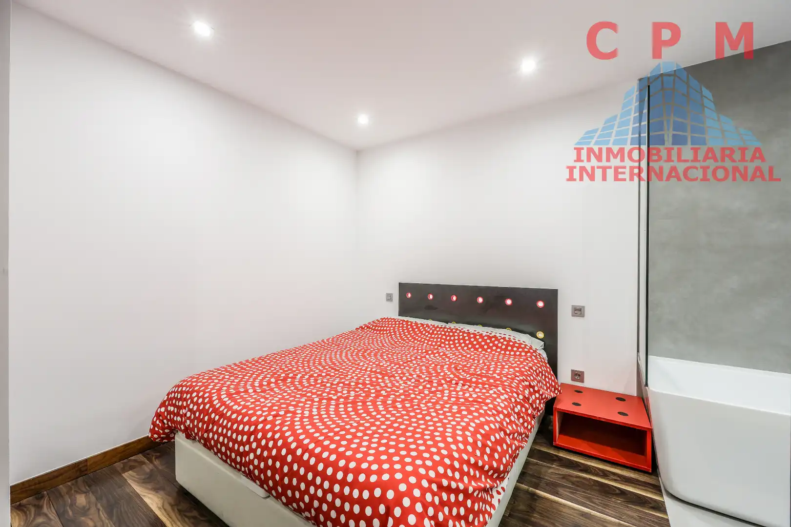 Bedroom of Flat for rent in Madrid  with Air Conditioner, Heating and Parquet flooring