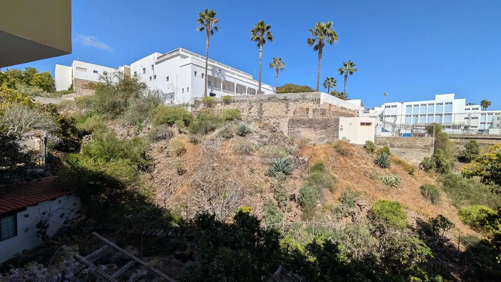 Vista exterior de Casa adosada en venta en San Miguel de Abona con Jardín privado, Trastero y Amueblado