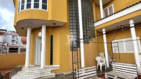 Foto 2 de Casa adosada en venda a Saloma, 4, Cho - Parque de la Reina, Santa Cruz de Tenerife