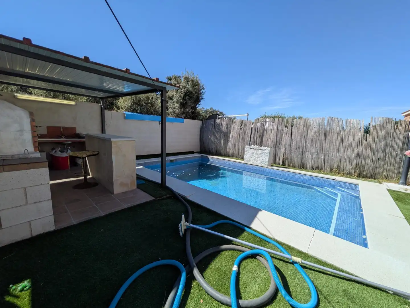 Semi-detached house with pool for sale in Pioz, imagen 9