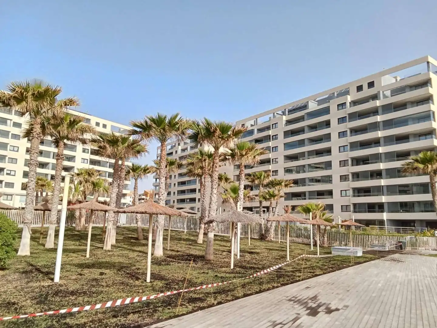 Vista exterior de Apartament en venda en Torrevieja amb Aire condicionat, Calefacció i Terrassa
