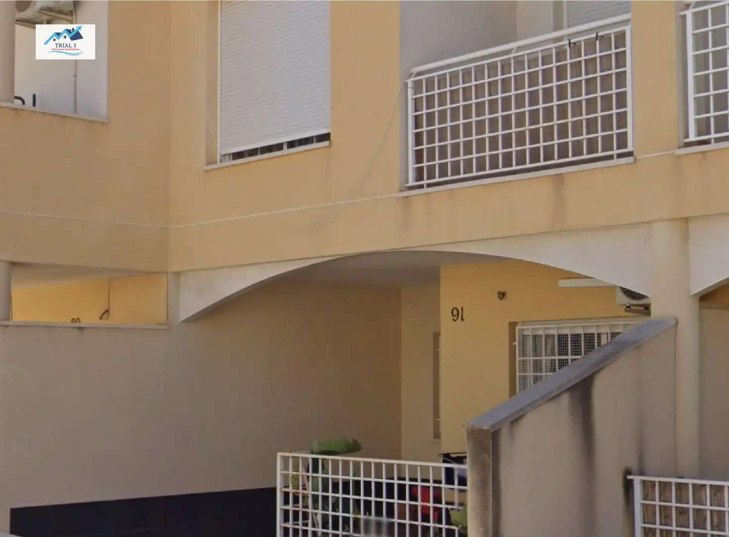 Vista exterior de Pis en venda en Huércal-Overa amb Terrassa i Balcó