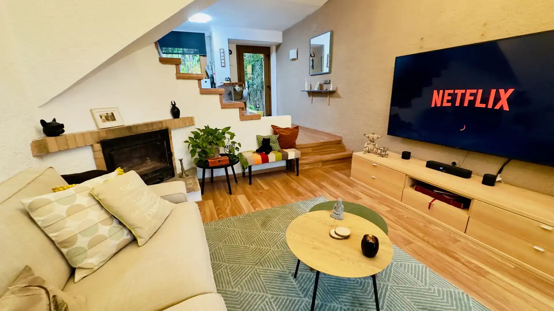 Sala d'estar de Casa o xalet en venda en L'Estartit amb Aire condicionat, Piscina i Balcó