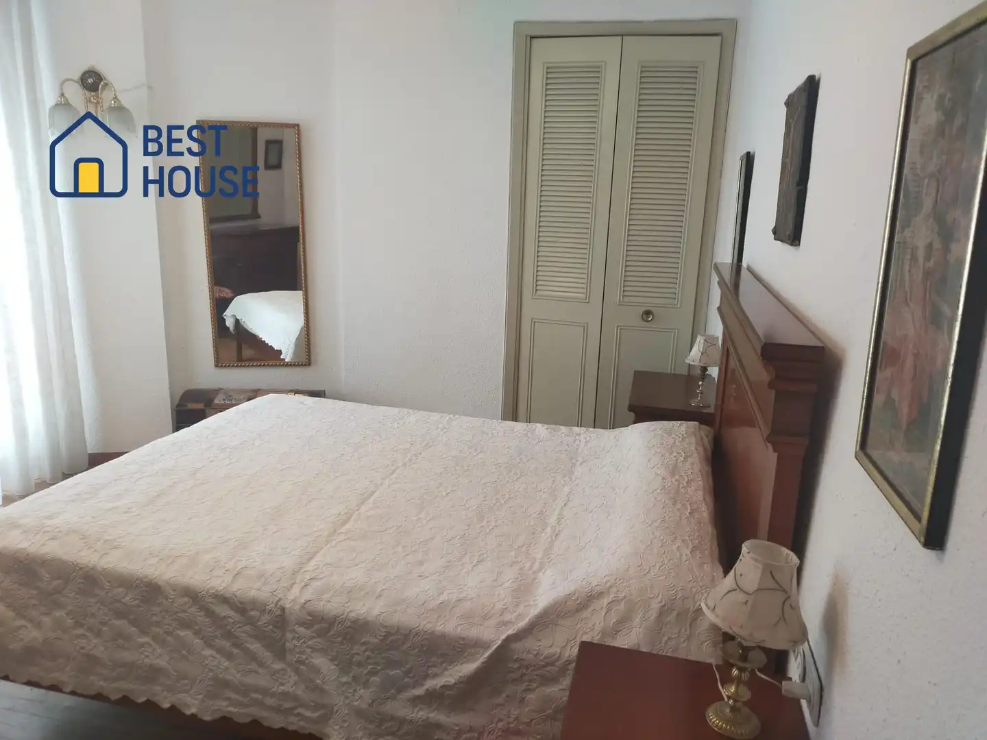 Habitación de Piso en venta en León Capital  con Calefacción, Terraza y Trastero
