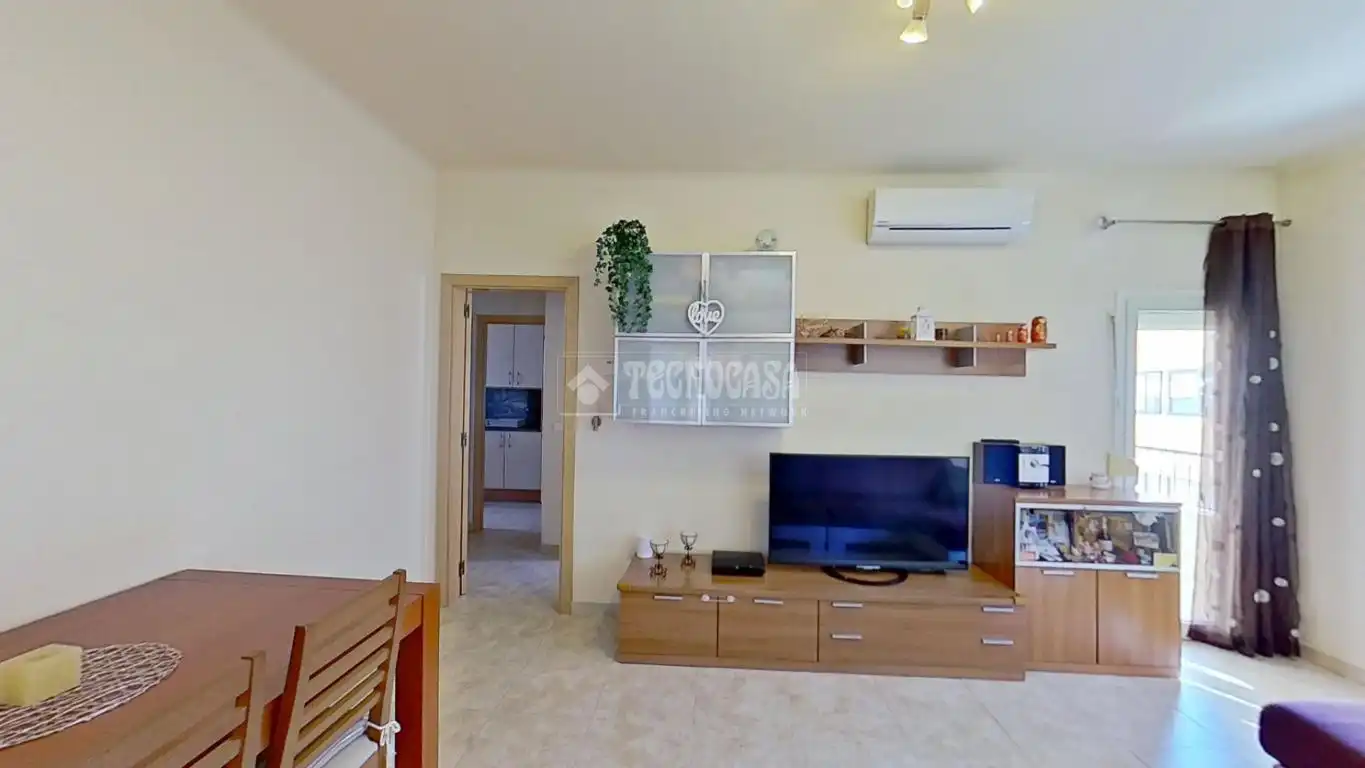 Living room of Flat for sale in Manresa  with Air Conditioner, Heating and Balcony