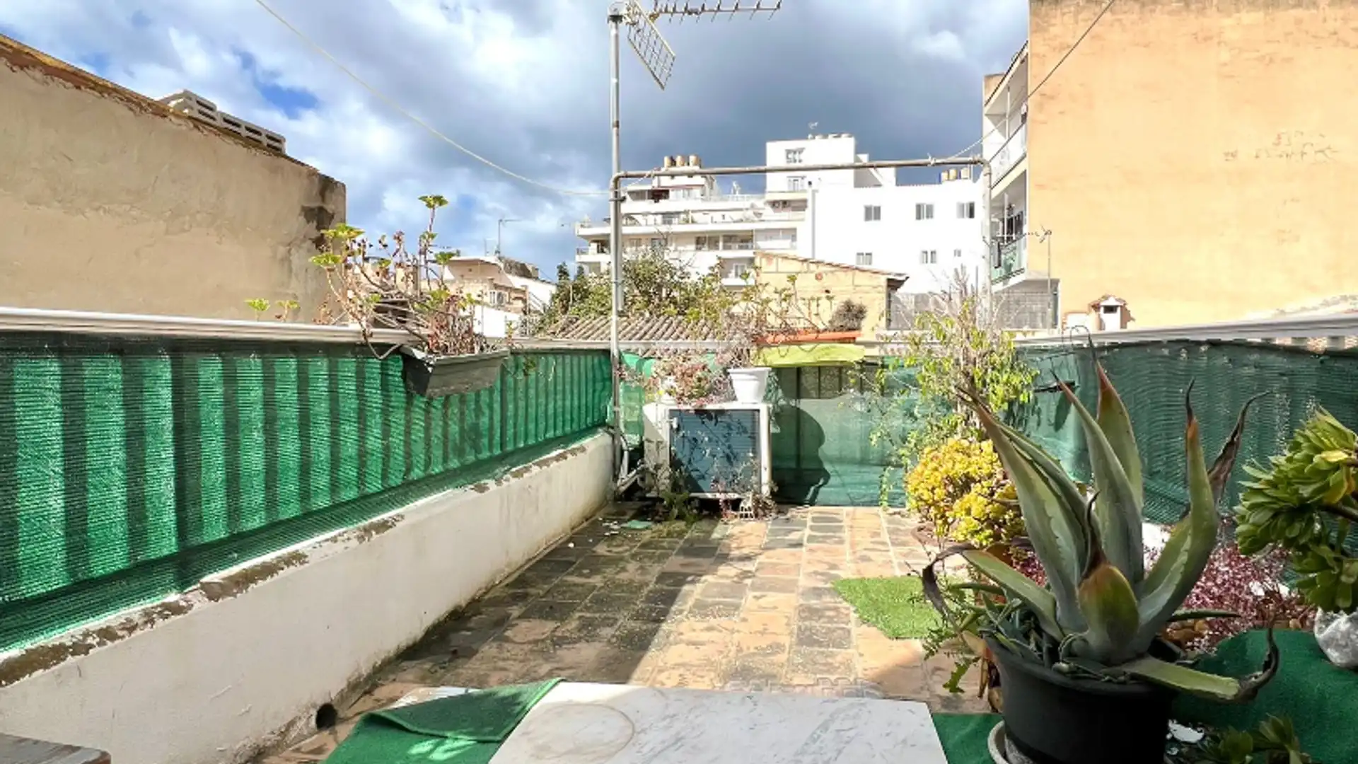 Terraza de Planta baja en venta en  Palma de Mallorca con Terraza y Balcón