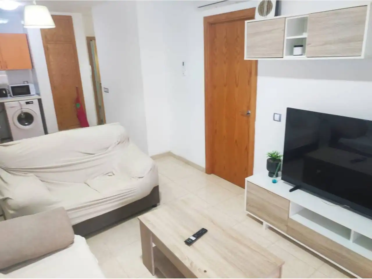Appartamento con piscina in affitto a Calle Higueras, imagen 10