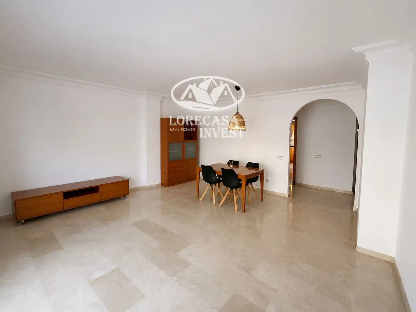 Sala de estar de Piso de alquiler en  Palma de Mallorca con Aire acondicionado y Balcón