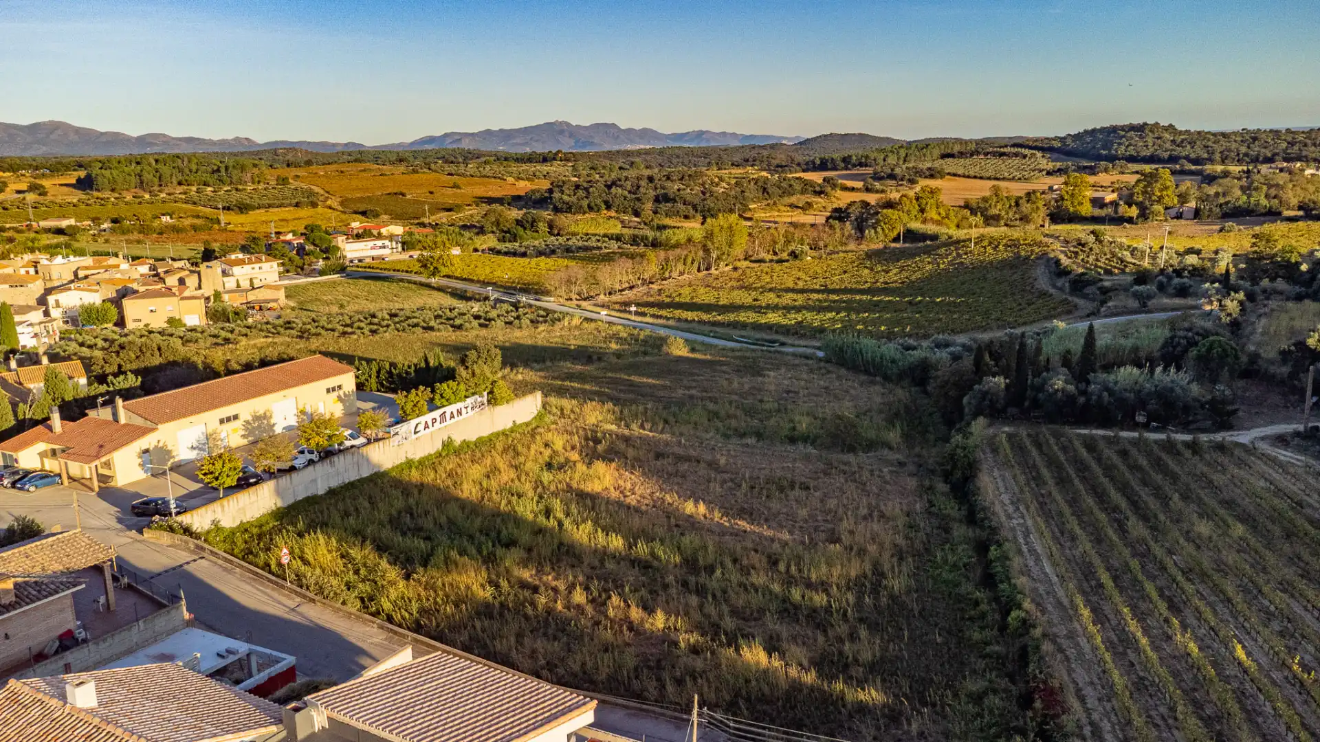 Residential land for sale in Carrer el Ventador 3, imagen 2