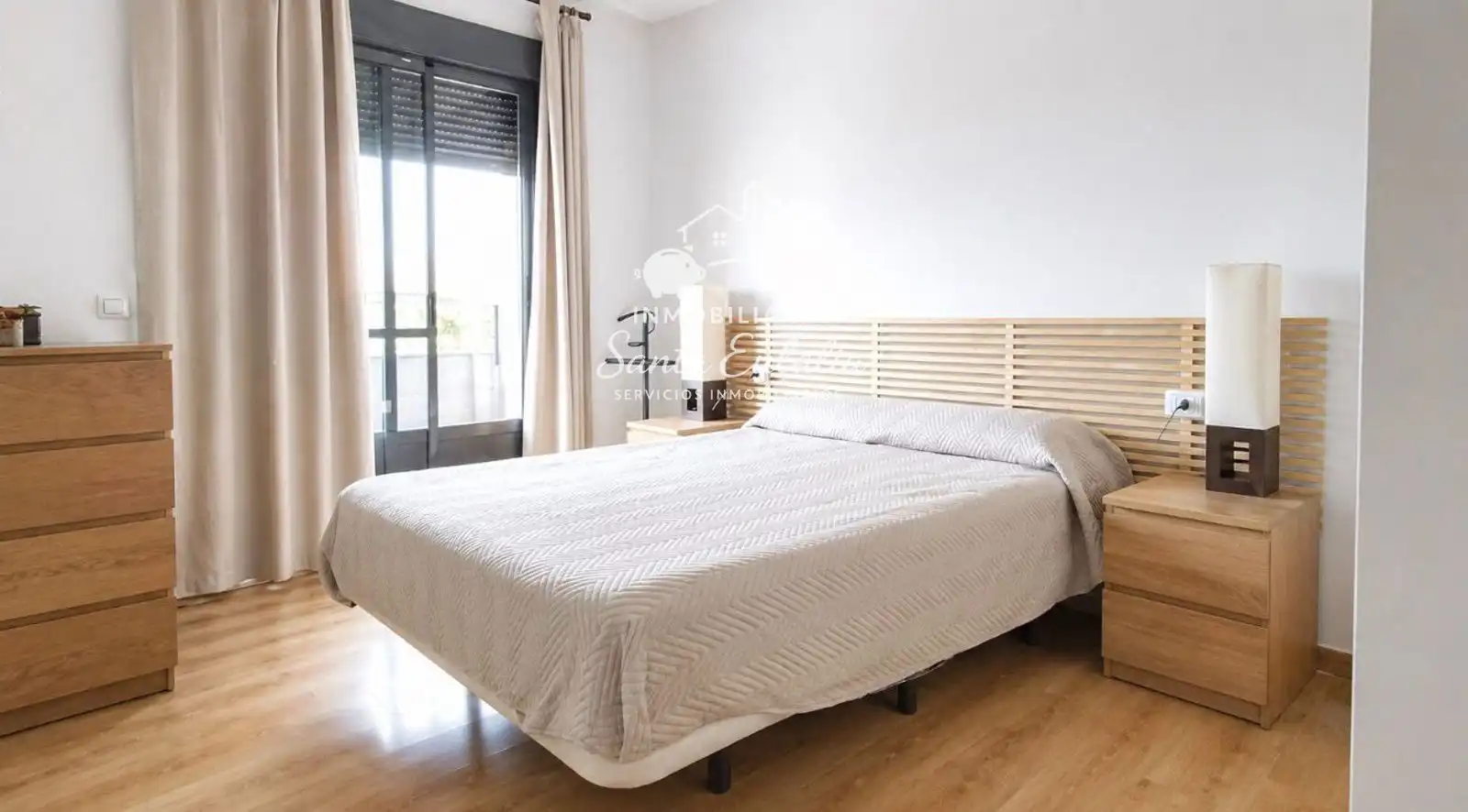 Schlafzimmer von Wohnung zum Verkauf in Mérida mit Klimaanlage, Heizung und Parkett