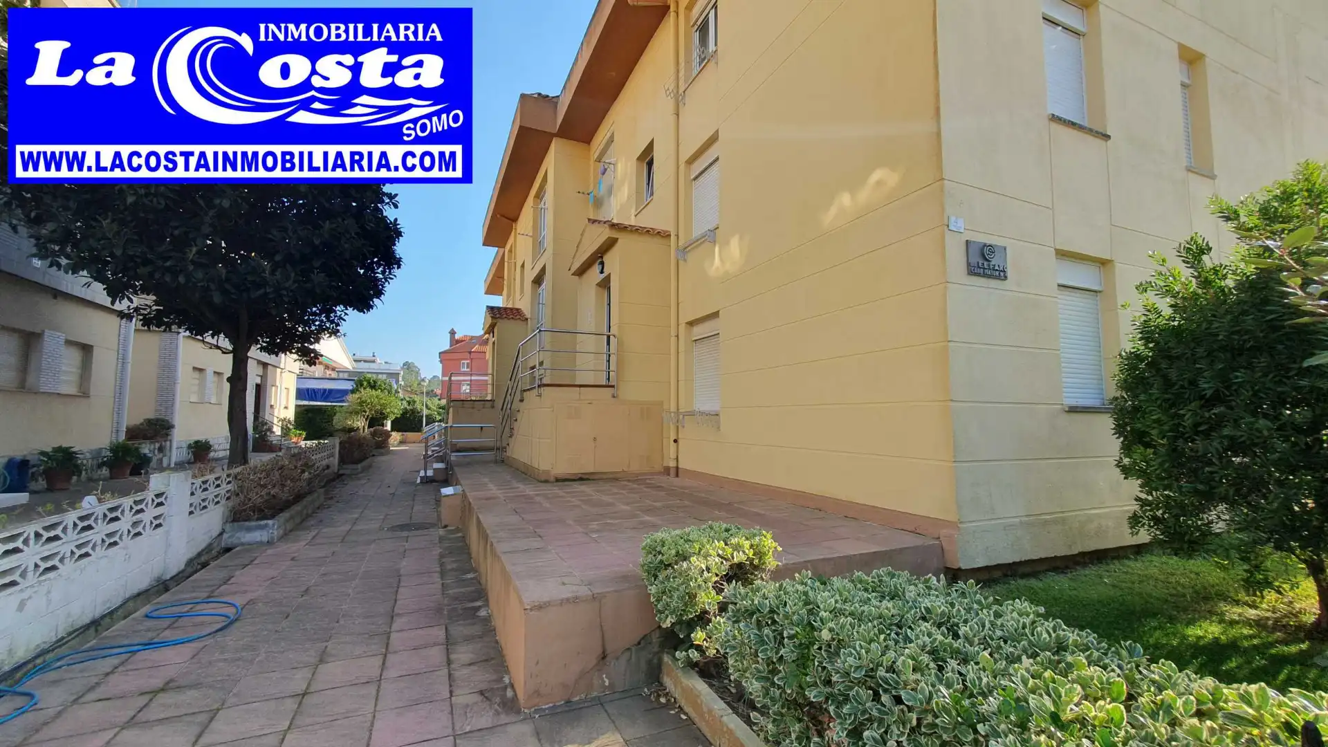 Vista exterior de Piso en venta en Ribamontán al Mar con Calefacción, Terraza y Amueblado