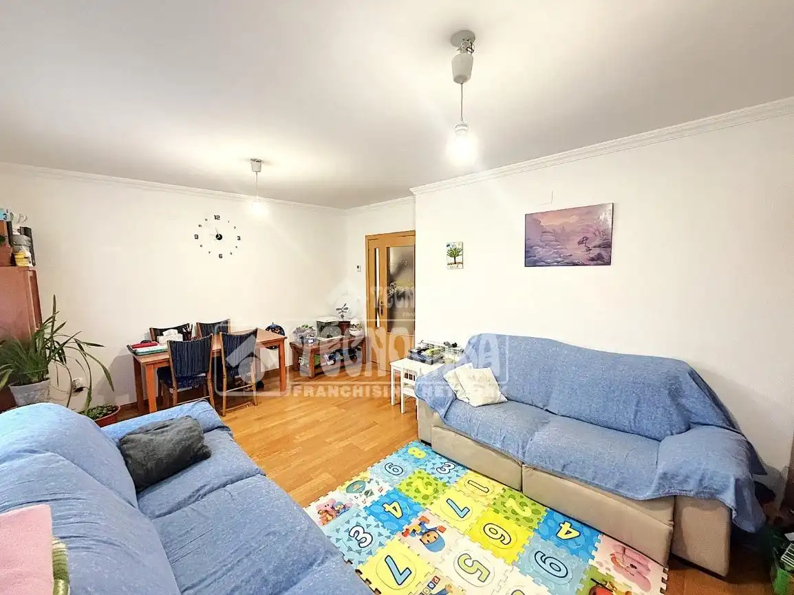 Living room of Flat for sale in Arcas del Villar