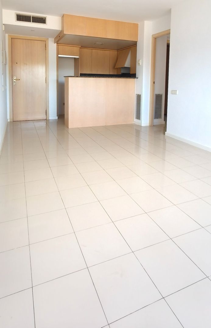 Exterior view of Flat for sale in Sabadell  with Air Conditioner, Heating and Oven