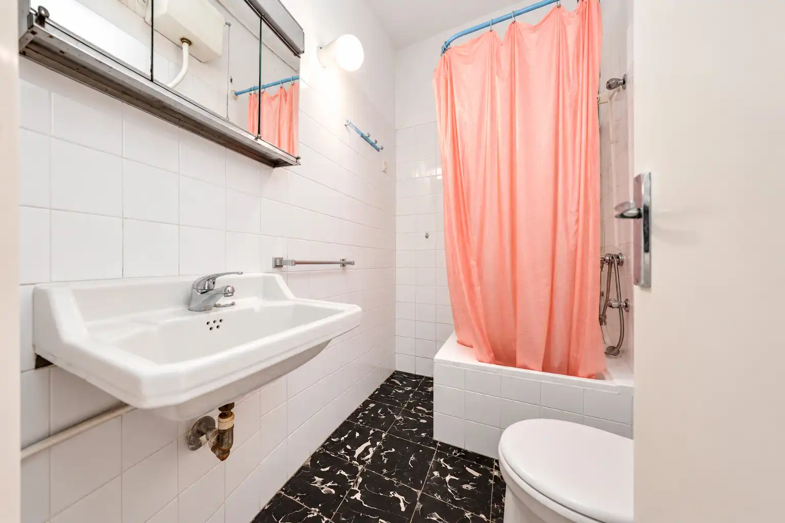 Bathroom of Flat for sale in Sants - Montjuïc