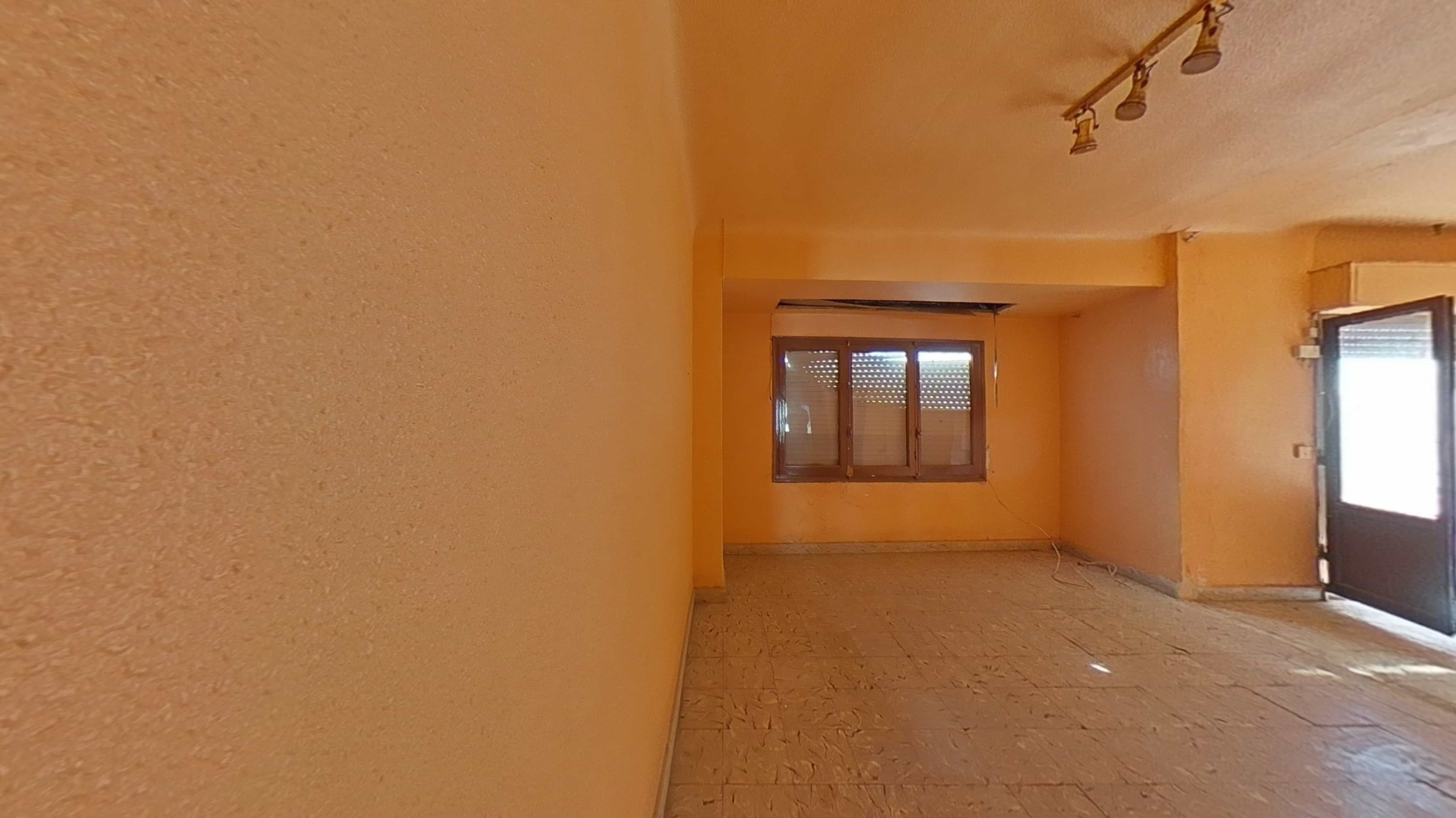 Flat for sale in Hermanos Pinzon, Plaza de Toros - Avenida Chapí - Trinquete