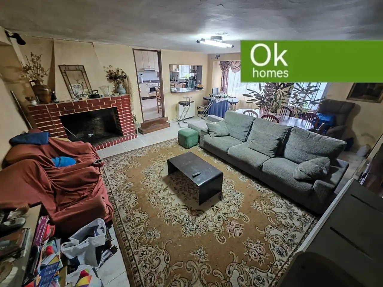 Detached homes for sale in Curtis  with Private garden, Swimming Pool and Furnished