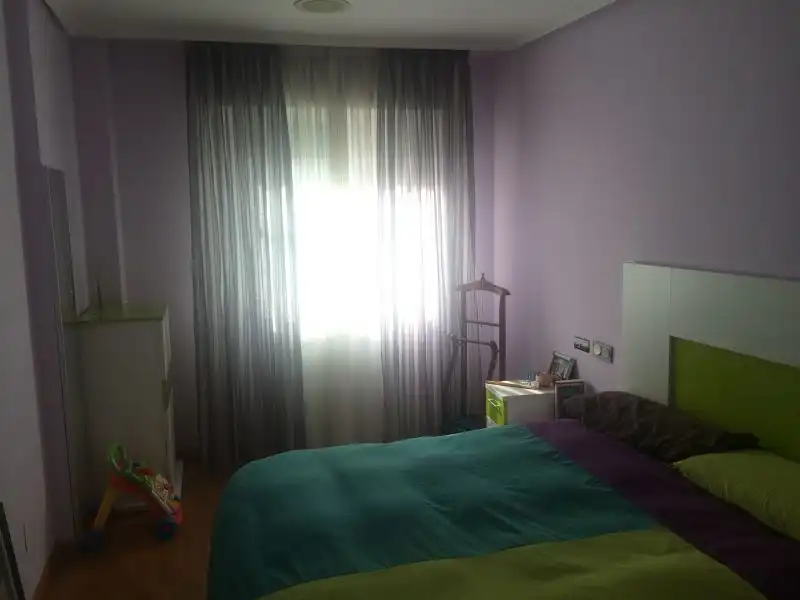 Dormitori de Pis en venda en Ponferrada amb Calefacció