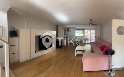 Living room of House or chalet for sale in Alcúdia  with Air Conditioner, Private garden and Terrace