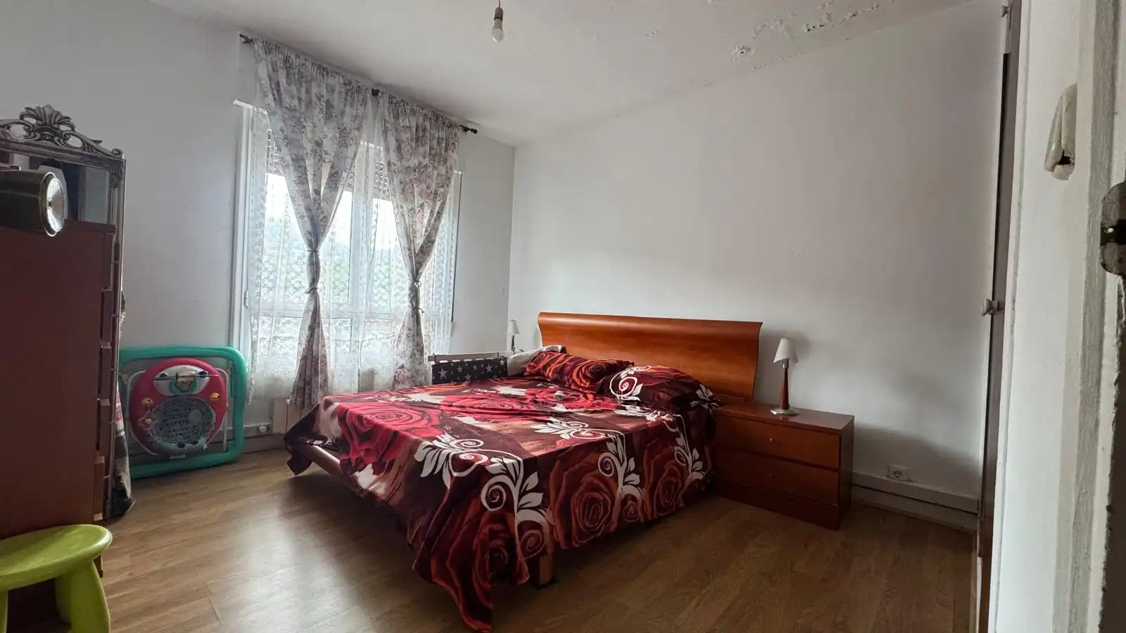 Habitación de Piso en venta en Ibarra con Calefacción y Balcón