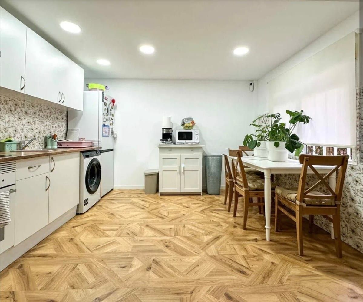 Cuina de Pis en venda en  Madrid Capital amb Calefacció