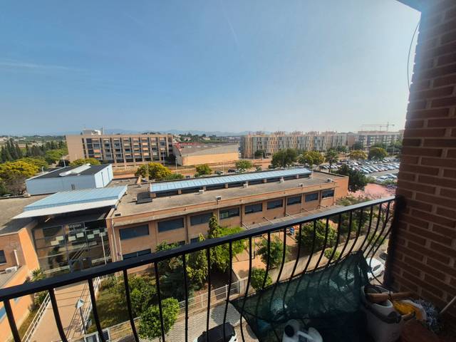 Piso en Alquiler en Carrer de Barcelona, 35 en Moncada