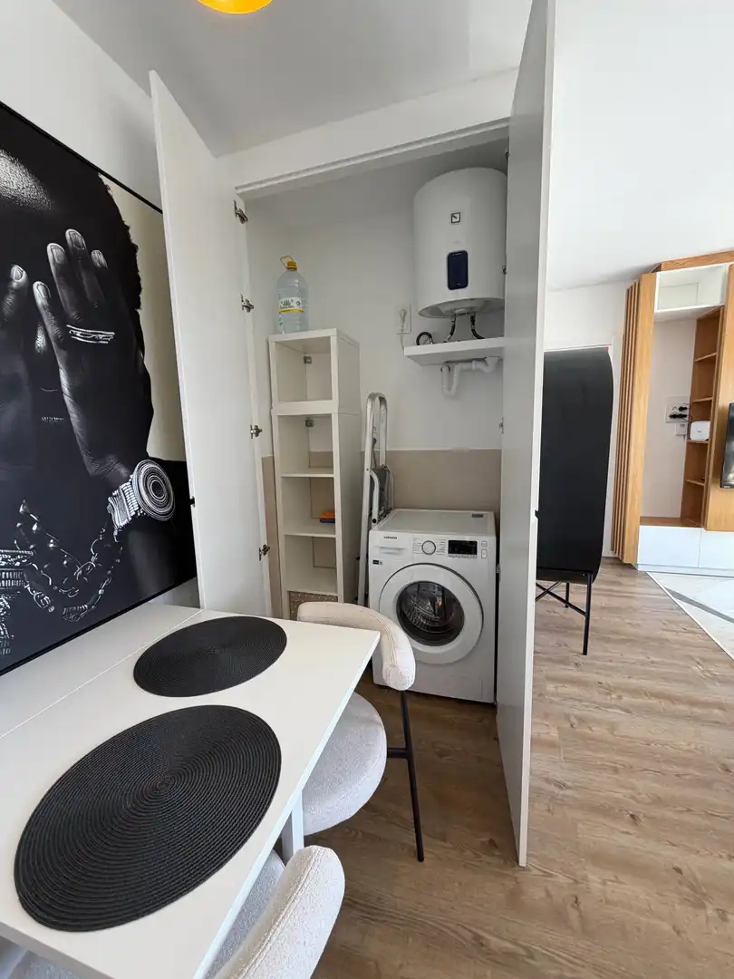 Cuina de Apartament de lloguer en Las Palmas de Gran Canaria amb Moblat